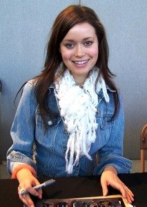 Summer_Glau_at_CollectorMania_cropped